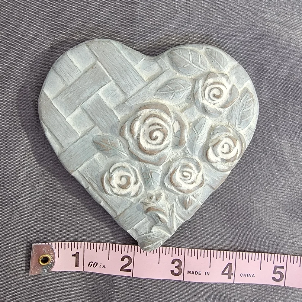 Isabel Bloom Set Of 6 Vintage All Signed Concrete Decorative Hearts